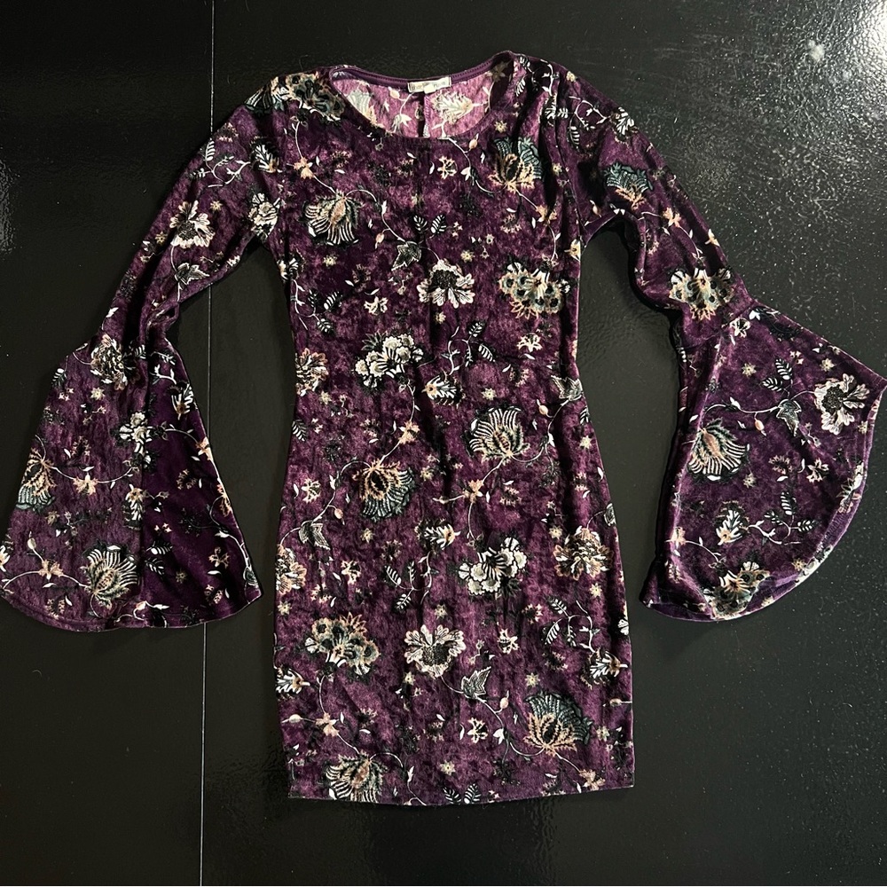 Purple Floral Velvet Bell Sleeve Dress Charlotte Russe Small
